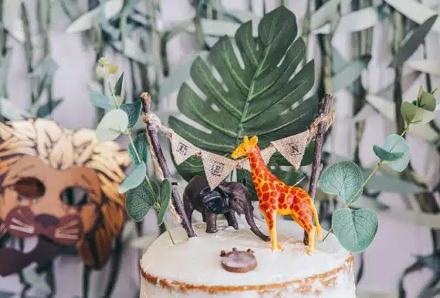 Création exotique réaliser un gâteau sur le thème de la jungle pour une fête mémorable